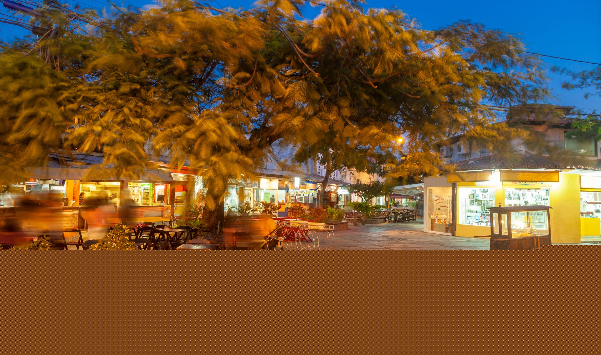 Passeio de lancha em Búzios